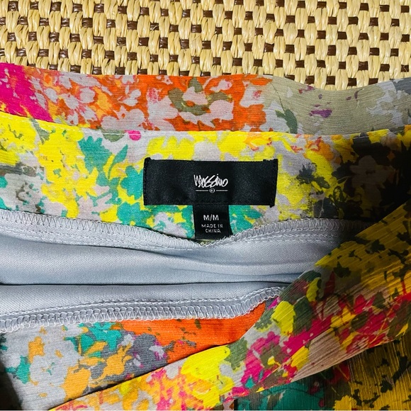 Sheer Tulip Skirt Abstract Multicolor Mossimo Supply Co. Women’s Medium - Picture 5 of 8